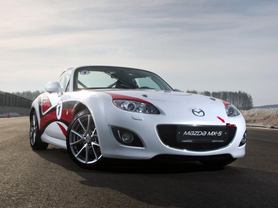  Mazda MX-5 GT Race Car 2011 года  (фото 12 из 27)